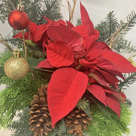 [Festive] Decorated Poinsettia & Christmas Freshcuts Centrepiece